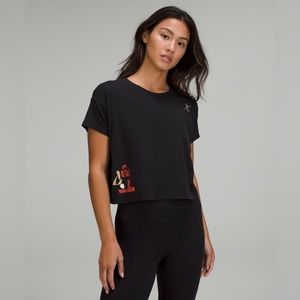 Lululemon Team Canada Cropped Cates Tee Black Size 6